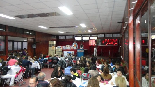 Esta vez el bingo no se realizará en el casino, sino en el gimnasio.